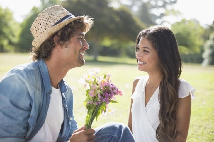 Cómo hacer feliz a tu novia Las 10 ideas más factibles